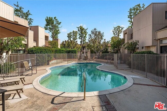 property at 15175 Magnolia Blvd