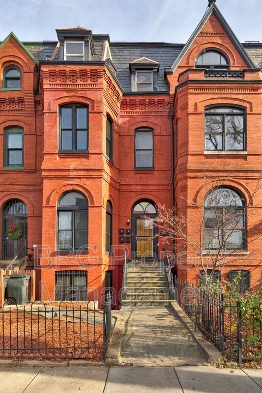 property at 1643 13th St NW