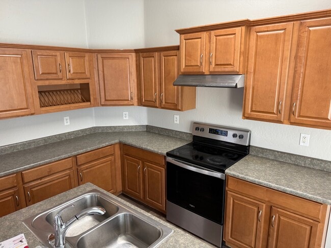 9741 W Heber Rd in Tolleson, AZ - Foto de edificio - Building Photo