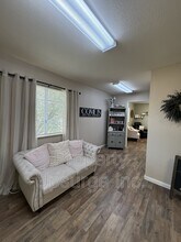 3400 Bechelli Ln in Redding, CA - Building Photo - Building Photo