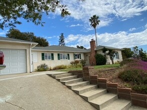 214 Bellino Dr in Pacific Palisades, CA - Building Photo - Building Photo