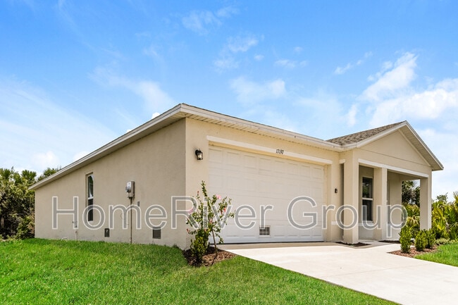 17197 Seashore Ave in Port Charlotte, FL - Building Photo - Building Photo