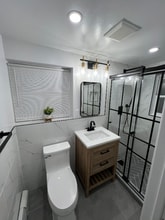 826 Throgs Neck Expy in Bronx, NY - Building Photo - Building Photo