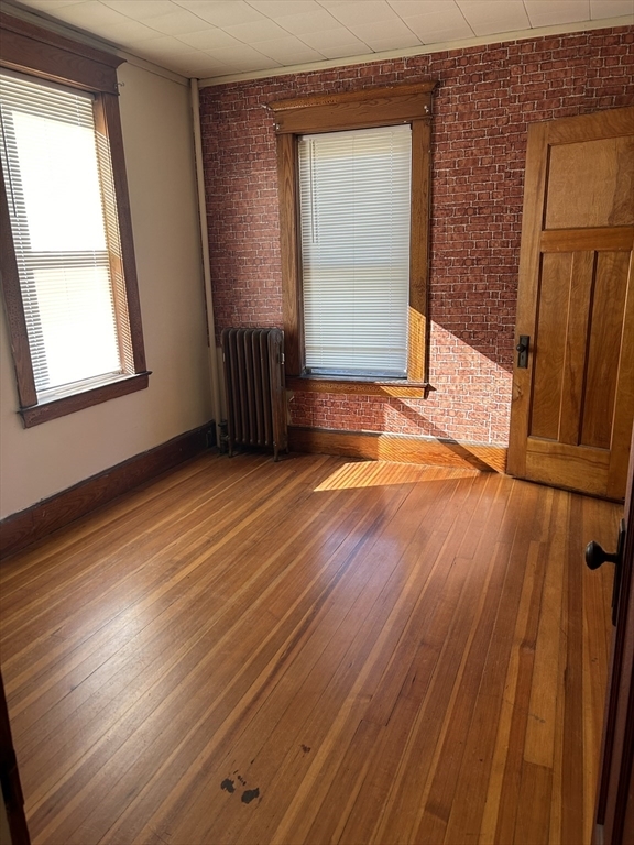6 Laurel St-Unit -2R in Holyoke, MA - Building Photo - Building Photo