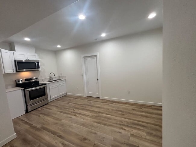 12094 Coachman Ln in Moreno Valley, CA - Building Photo - Building Photo