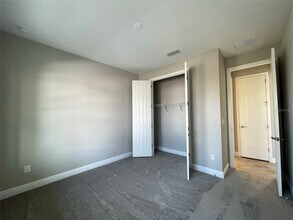 5404 Tagalong Pl in Apollo Beach, FL - Building Photo - Building Photo