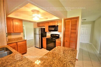 2900 Sweet Springs St in Deltona, FL - Building Photo - Building Photo