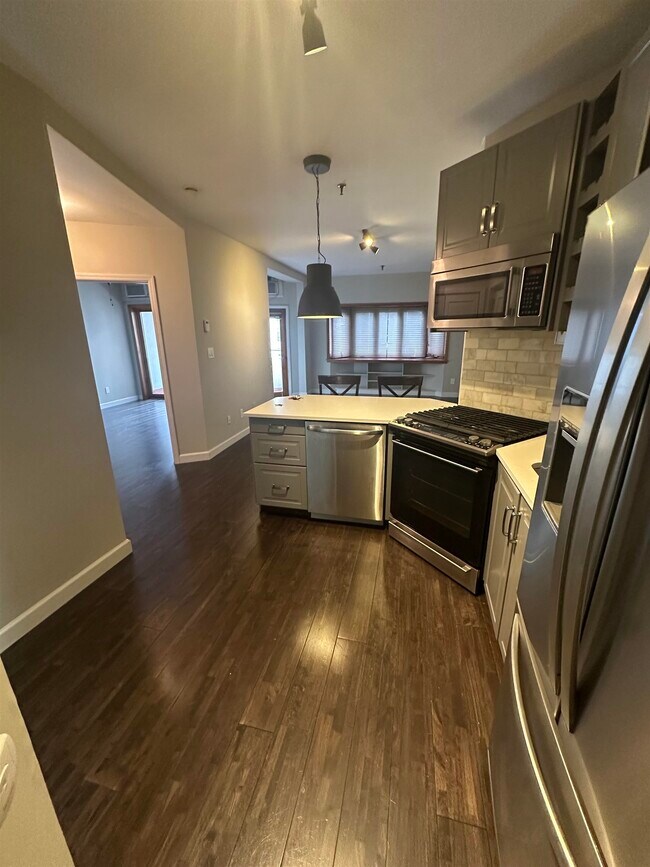75 Garden St in Hoboken, NJ - Building Photo - Building Photo