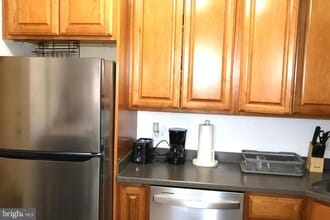 5934 Mayflower Ct in Alexandria, VA - Building Photo - Building Photo