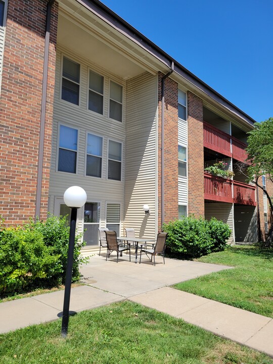 Abilene Plaza in Abilene, KS - Building Photo