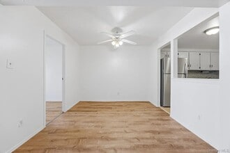 13-27 Bell Blvd in Queens, NY - Building Photo - Building Photo