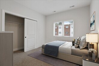 302 W Clark St in Champaign, IL - Building Photo - Building Photo