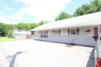 41 Vafiades Ave, Unit 2 in Hermon, ME - Building Photo - Building Photo
