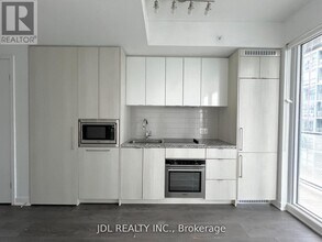 115-3115 Blue Jays Way in Toronto, ON - Building Photo - Building Photo
