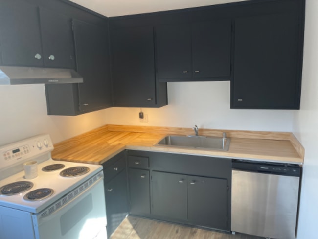 property at 2171 Peach St