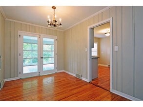 155 Benton Ave in Wayzata, MN - Building Photo - Building Photo