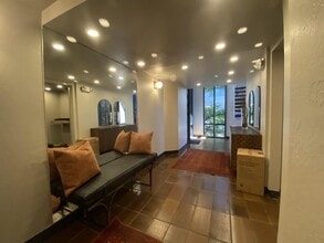 30 Mounds Rd in San Mateo, CA - Building Photo - Building Photo
