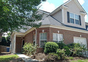 2555 Flat Shoals Rd in Atlanta, GA - Building Photo