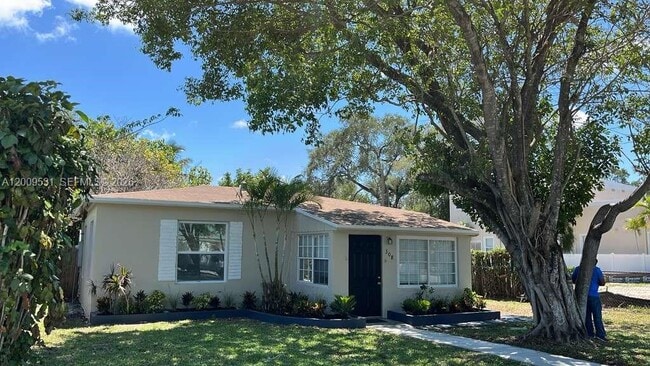 308 SW 16th St in Fort Lauderdale, FL - Building Photo - Building Photo