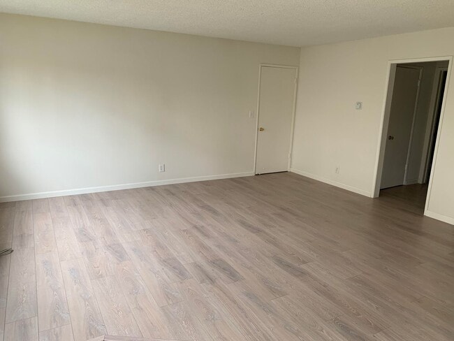 property at 438 Silverwood Ave