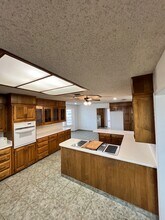5801 114th St in Lubbock, TX - Foto de edificio - Building Photo
