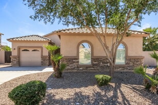 21791 E Calle de Flores in Queen Creek, AZ - Building Photo