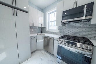 1409 Manhattan Ave in Union City, NJ - Building Photo - Building Photo