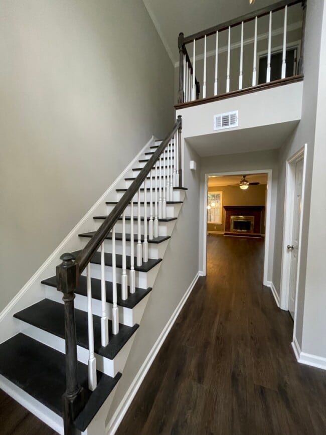 512 Salem Woods Dr SE in Marietta, GA - Building Photo - Building Photo