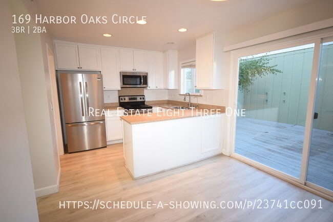 property at 169 Harbor Oaks Cir