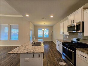 440 Lakeshore Village E, Unit 725-203 in Slidell, LA - Building Photo - Building Photo