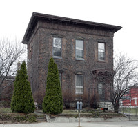 412 E Berry St in Fort Wayne, IN - Building Photo - Building Photo