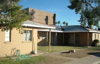 Clubhouse Uptown Apartments