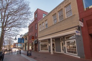 East End Apartments in Charlottesville, VA - Building Photo