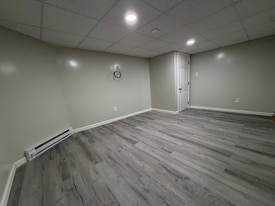 322-322 Wood St, Unit A B C in New Bedford, MA - Building Photo