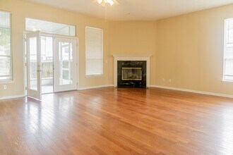 433 Brody Cove Trail in Jacksonville, FL - Foto de edificio - Building Photo