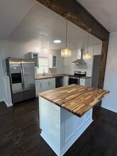 589 Mountain Rd in Clinton, TN - Building Photo - Building Photo