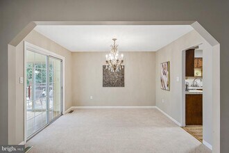5308 Hexagon Pl in Fairfax, VA - Building Photo - Building Photo