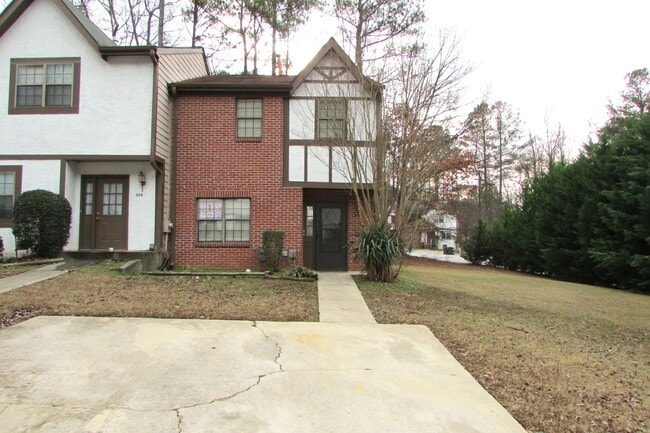 property at 3550 Main Station Dr SW