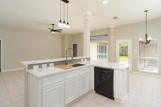 4413 Ableside Dr in League City, TX - Building Photo - Building Photo