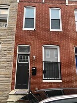 227 N Rose St in Baltimore, MD - Building Photo