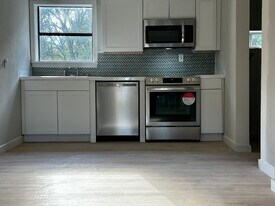 6300 Hudson Bend Rd in Austin, TX - Building Photo