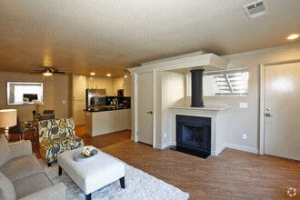 Quailwood Apartments in Stockton, CA - Building Photo - Building Photo