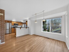 4418 Corliss Ave N in Seattle, WA - Building Photo - Building Photo