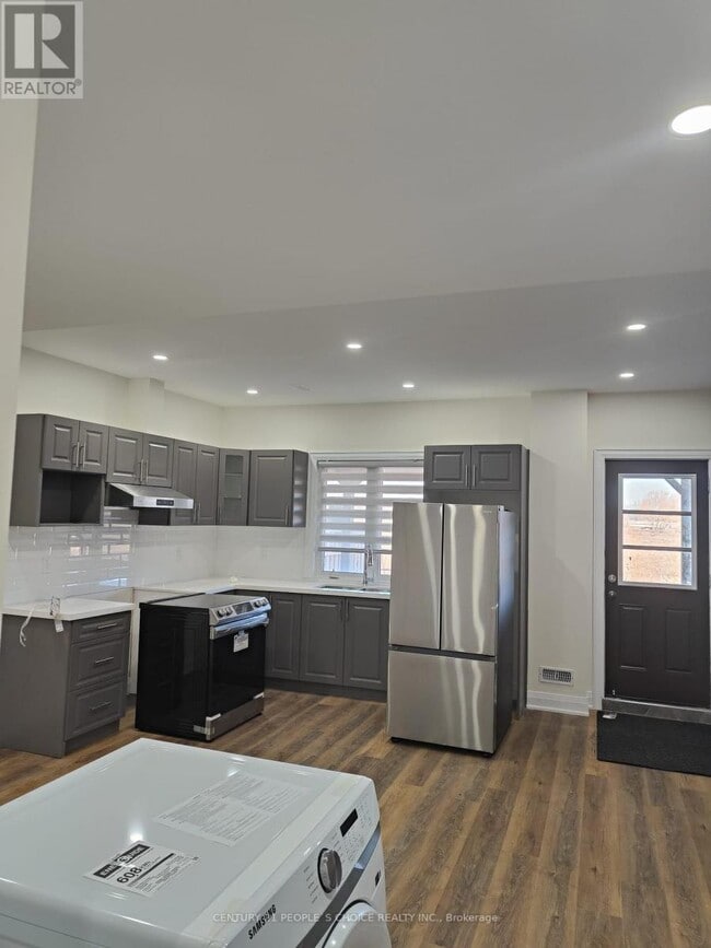 property at 126 Degrey Dr