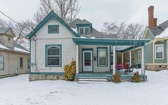 241 Kentucky Ave in Lexington, KY - Building Photo