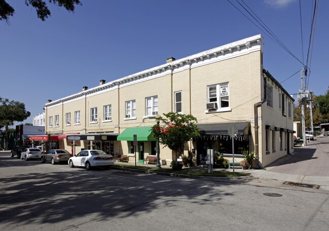 115 E 4th Ave in Mount Dora, FL - Building Photo - Building Photo