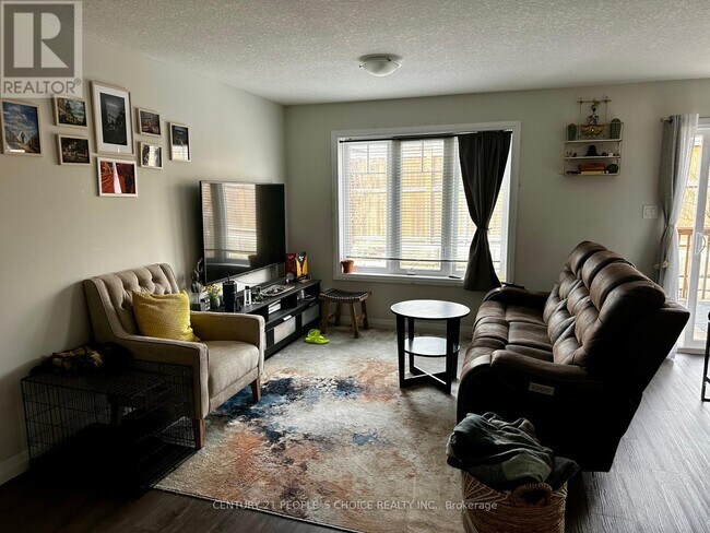 24-24 Morrison Road in Kitchener, ON - Building Photo - Building Photo