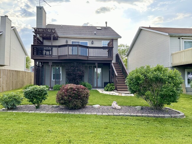 property at 50 Parkshores Dr