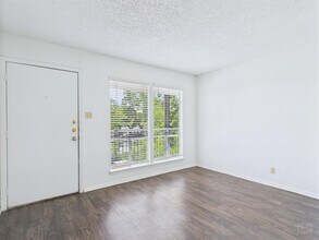 2808 Whitis Ave in Austin, TX - Building Photo - Building Photo