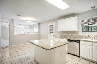 608 Creekmont Dr in Round Rock, TX - Building Photo - Building Photo